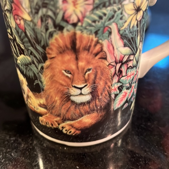 Royal Canterbury Coffee Mug - African Wildlife Lion Cheetah Bone China - Picture 6 of 8